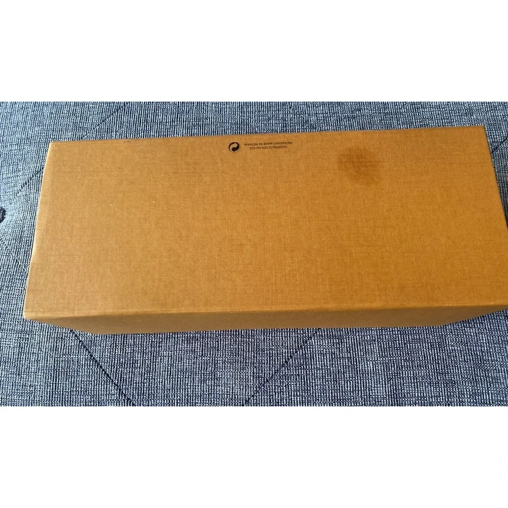 Authentic Louis Vuitton Gift Box Magnetic Closure 10.5 x4x4 in LV